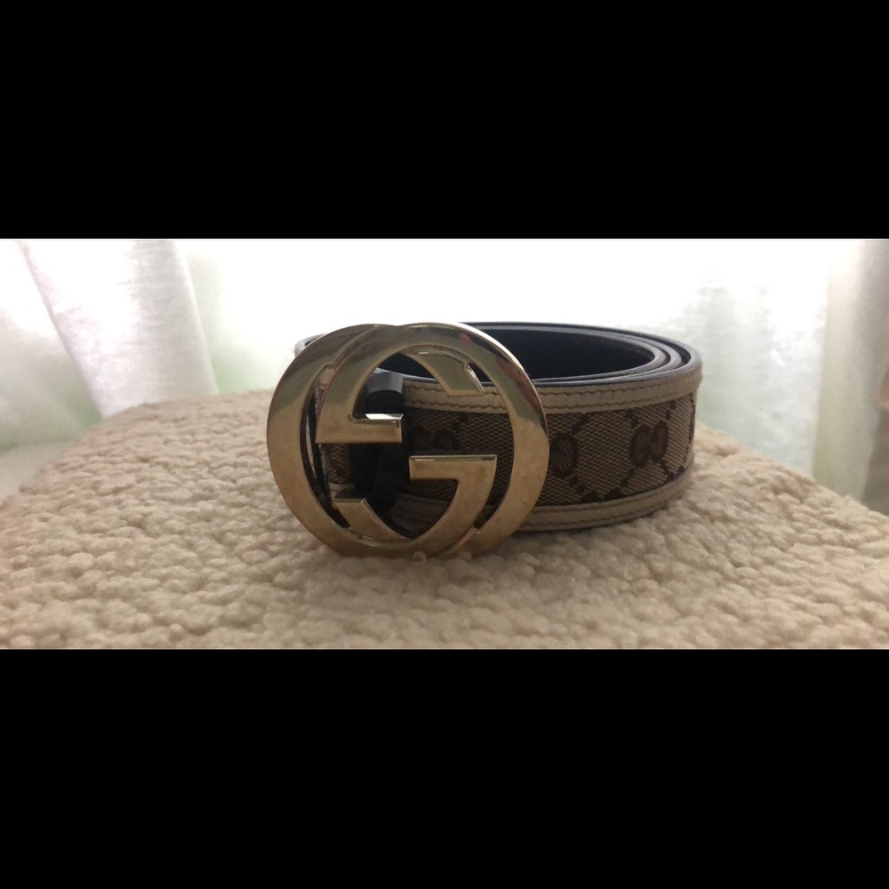 Authentic GUCCI Off White Monogram Interlocking G Buckle Belt